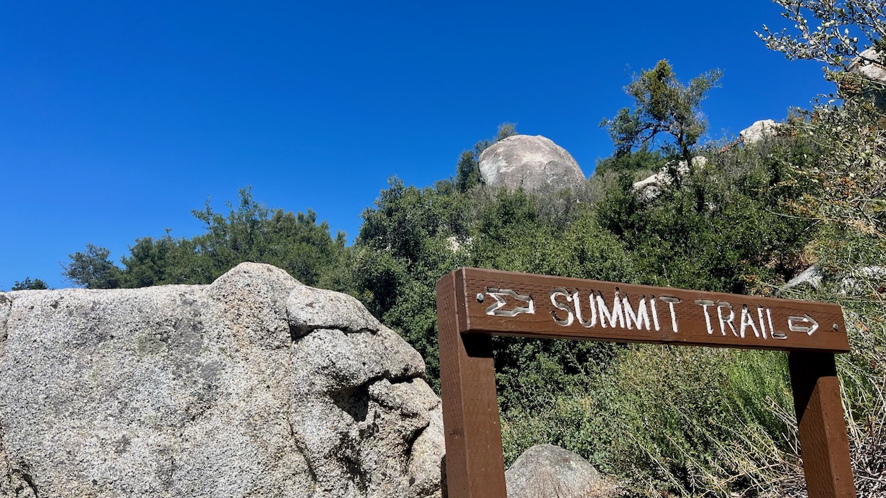 A Sunny Labor Day Adventure: Hiking the Perimeter Trail in Idyllwild