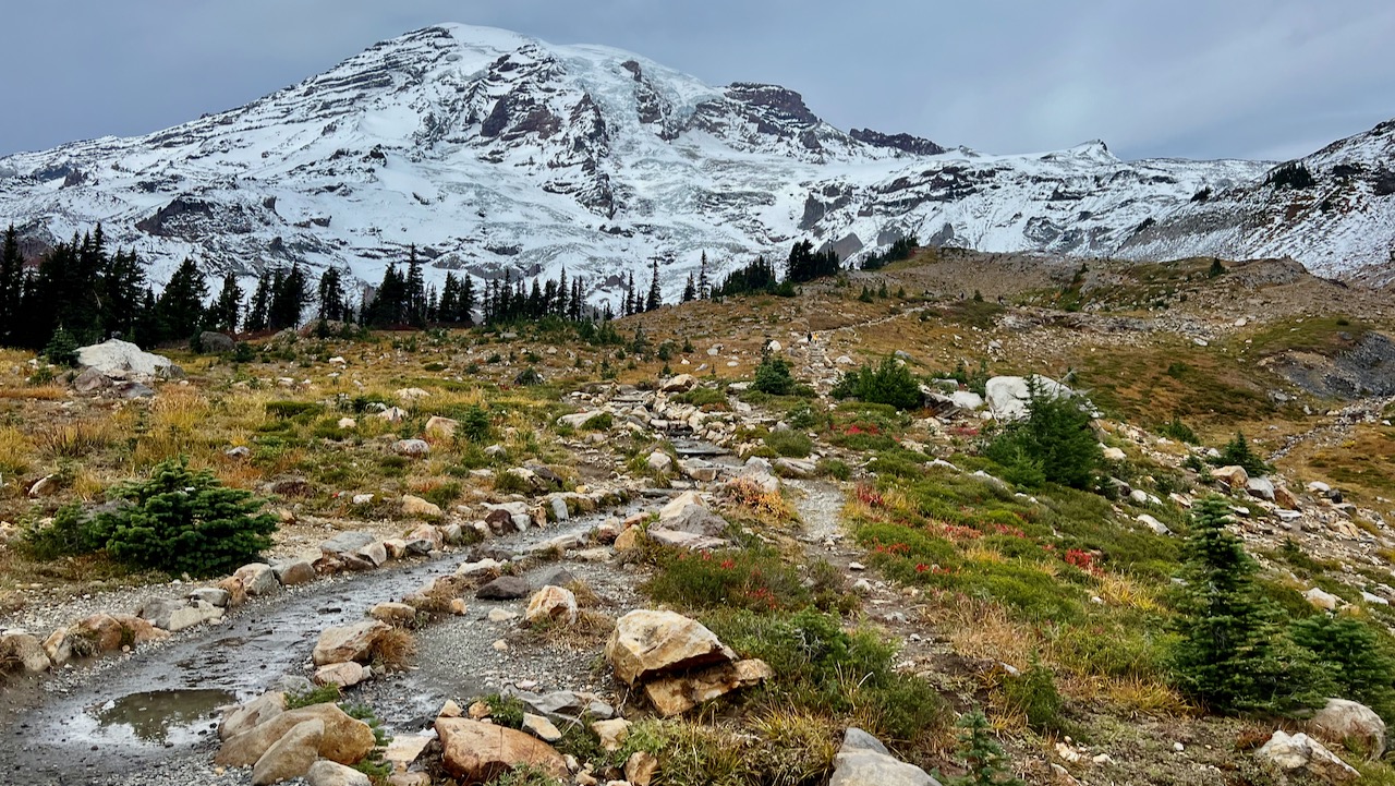 A Symphony of Nature's Colors: A Cloud-Kissed Hike on Glacier Vista Loop